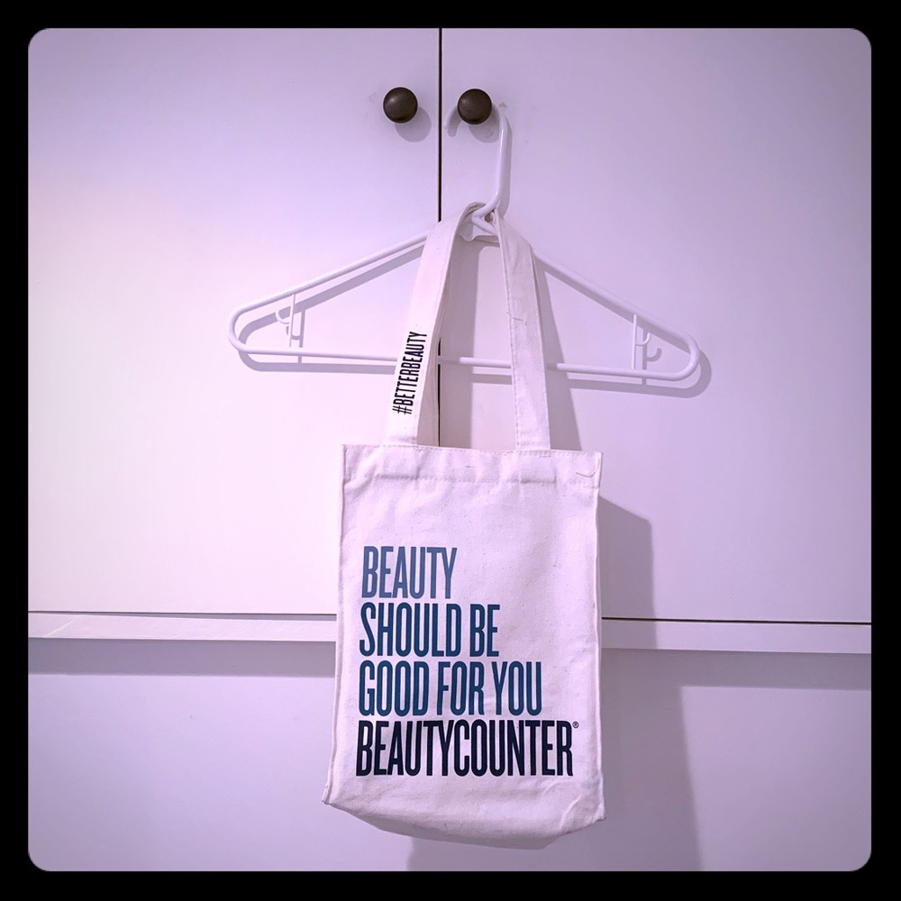 Bundle of Beautycounter Consultant Items